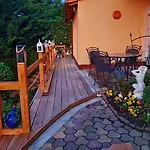 住宿加早餐酒店 Borostyan 3*