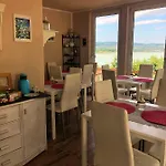 Borostyan 住宿加早餐酒店 蒂豪尼