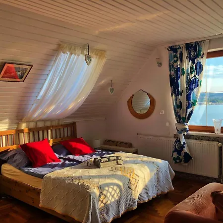 Bed & Breakfast Borostyan *