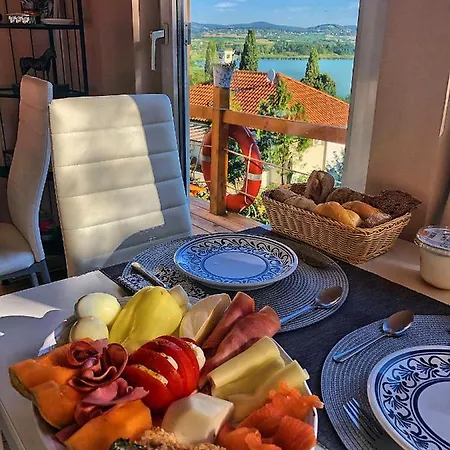 Bed & Breakfast Borostyan Tihany