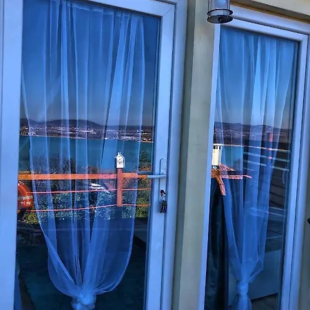 Borostyan Nocleg ze śniadaniem 3*