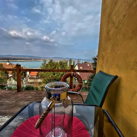 Borostyan Bed & Breakfast *