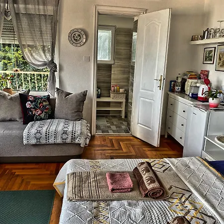 Bed and Breakfast Borostyan