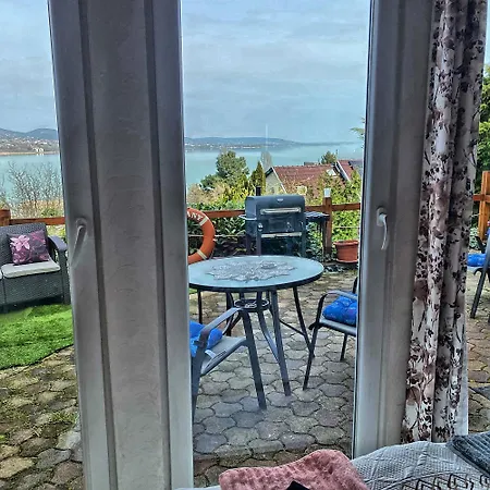 Bed & Breakfast Borostyan *