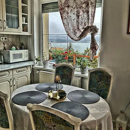 Borostyán Bed and breakfast