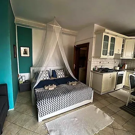 Bed and breakfast Borostyán 3*